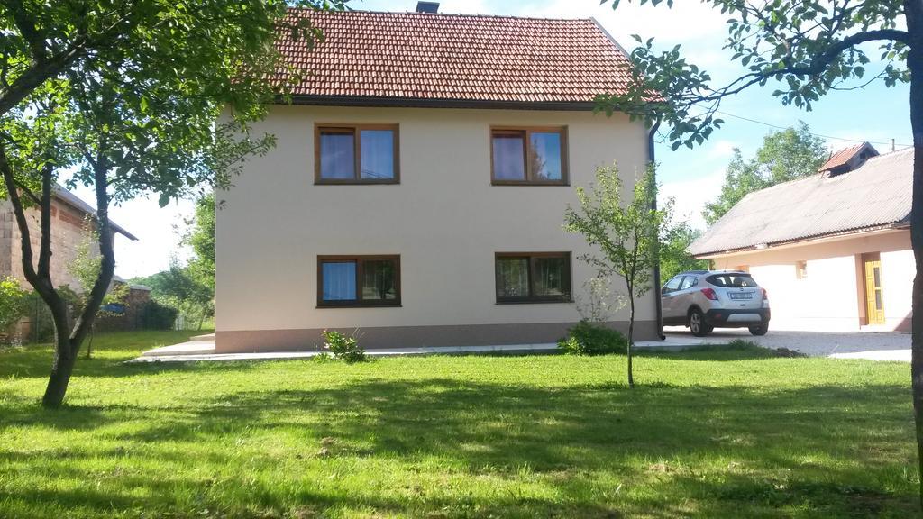 Apartment Prozor Otočac Buitenkant foto